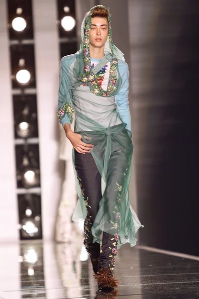 Look 35